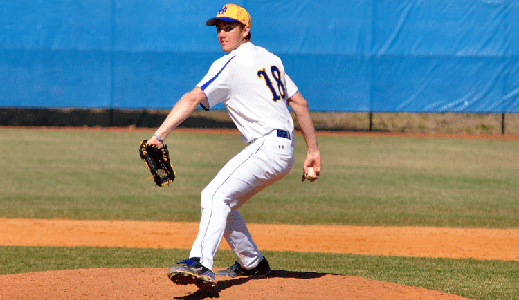 Offense Has Big Day in Sweep of Montreat