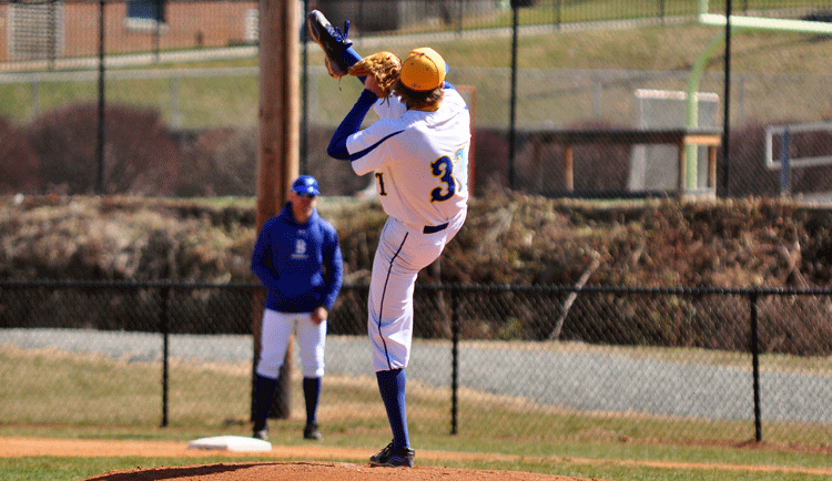 Baseball Sweeps Carson-Newman for Series Victory