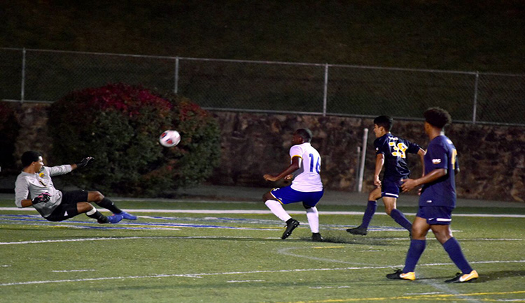 Mars Hill draws against Pioneers in heated conference contest