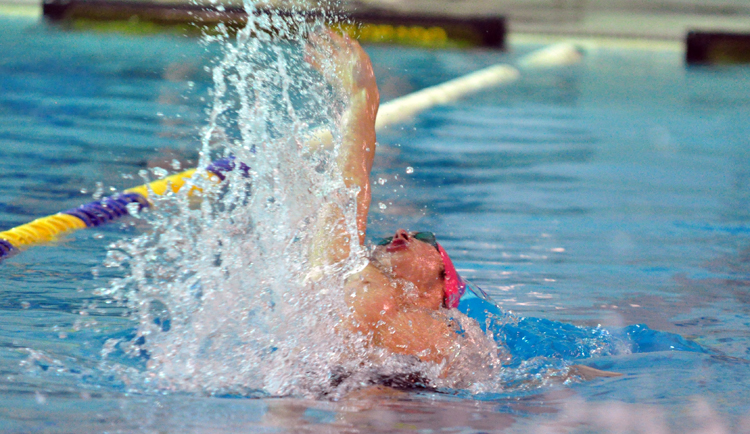 Hudson Tucker Named ASC Swimmer of the Week