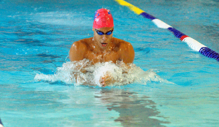 Ludovico Corsini swimming in Gold Coast 2018 Commonwealth Games