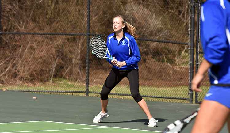 Women's Tennis Earns Victory At King