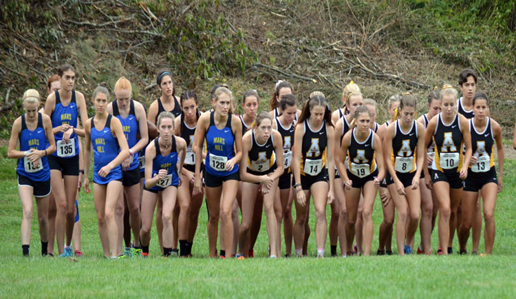 Women's Cross Country Competes at Asheville