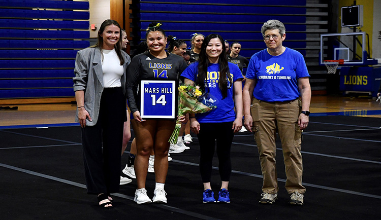 Mars Hill closes out season on Senior Day