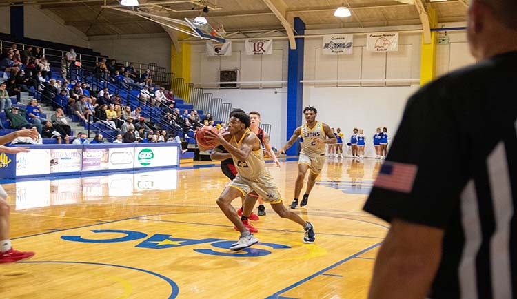 Lions fall to Wingate in 2021 finale