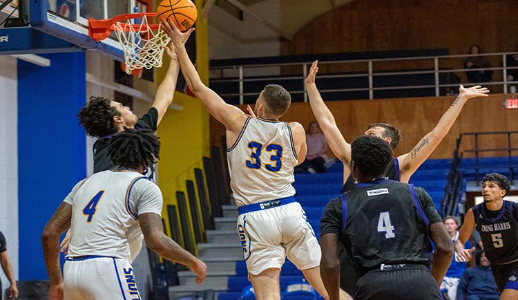 Mars Hill defeated by Bulldogs on road