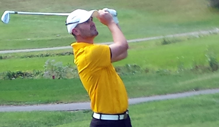 Hartzog Leads After Opening Round of Tusculum Fall Classic