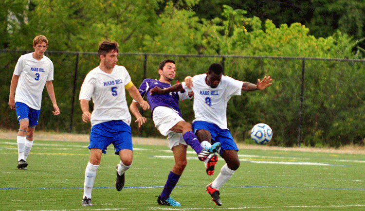 Men's Soccer Loses in SAC Semifinals to Tusculum in Shootout