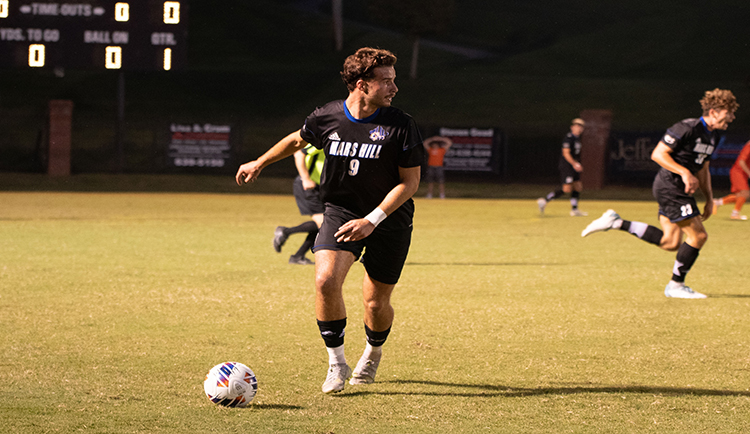 Lions fall to Wingate