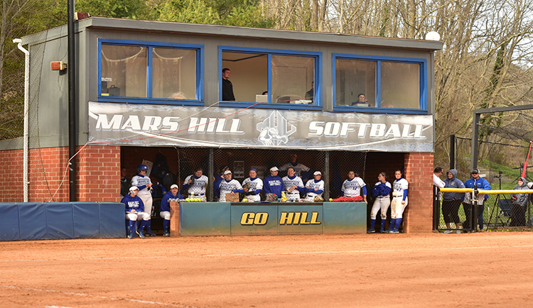 Softball announces weekend schedule changes