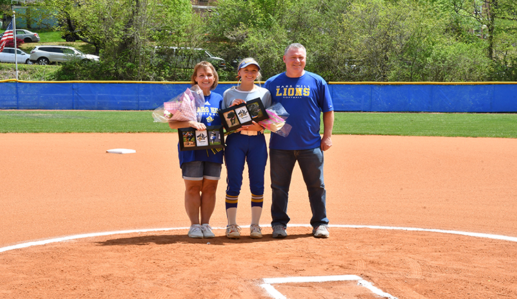 Lions close out season on Senior Day