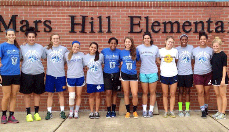 Women's Basketball Takes Active Role in Mars Hill Community