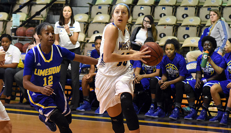 Women's Basketball Cruises To Fifth Straight Win With Dismantling Of Anderson