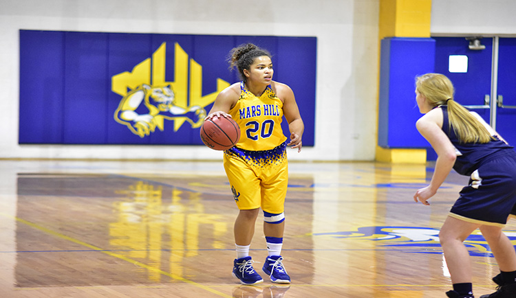 Mars Hill falls to High Point on road