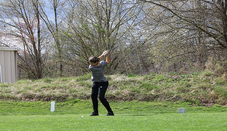 Mars Hill finishes day one of Coker Spring Invitational in ninth