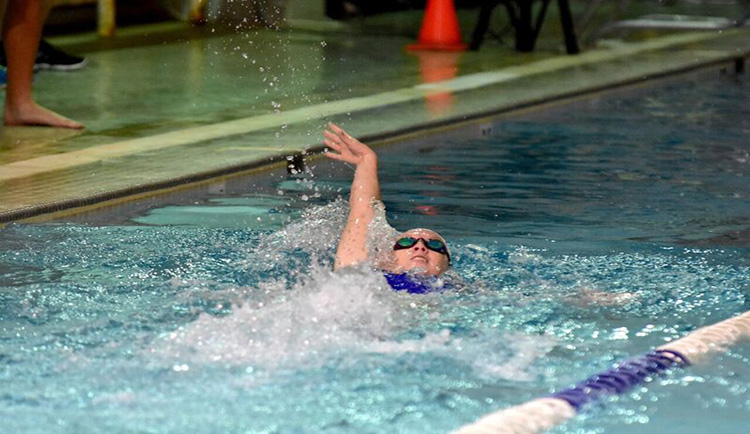Horton sets two school records in day two of Fall Frenzy