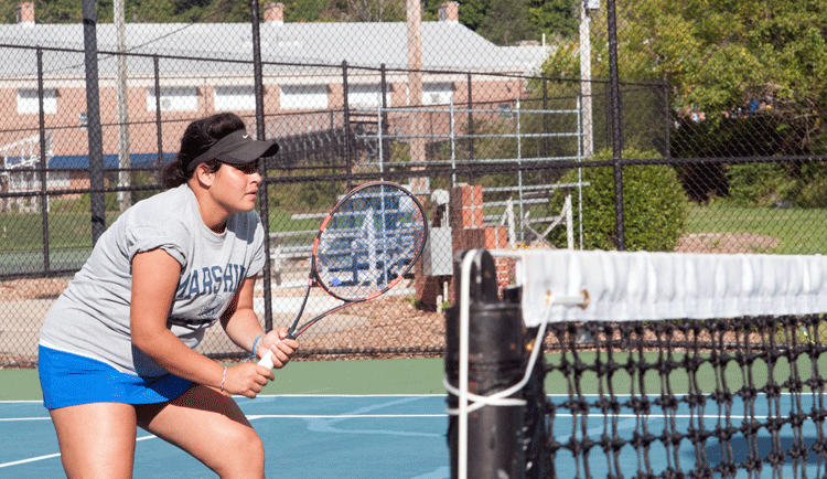 Henke's Victories Not Enough For Women's Tennis at Lincoln Memorial