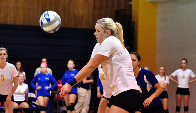 Volleyball Loses at Tusculum