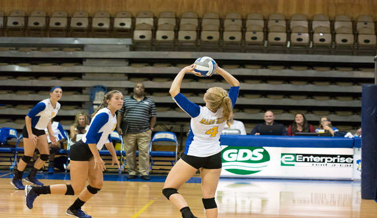 Lions Cruise Past Tusculum In Four Sets