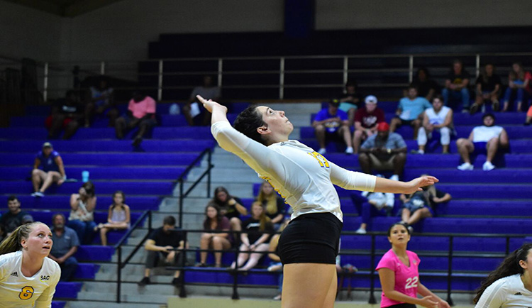 Spurgeon spurs on Lions to five set win over Catawba