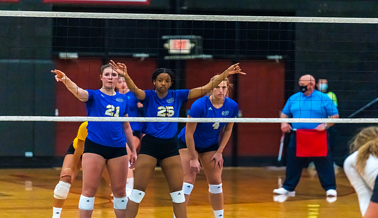 Mars Hill sweeps L-R on road in season opener